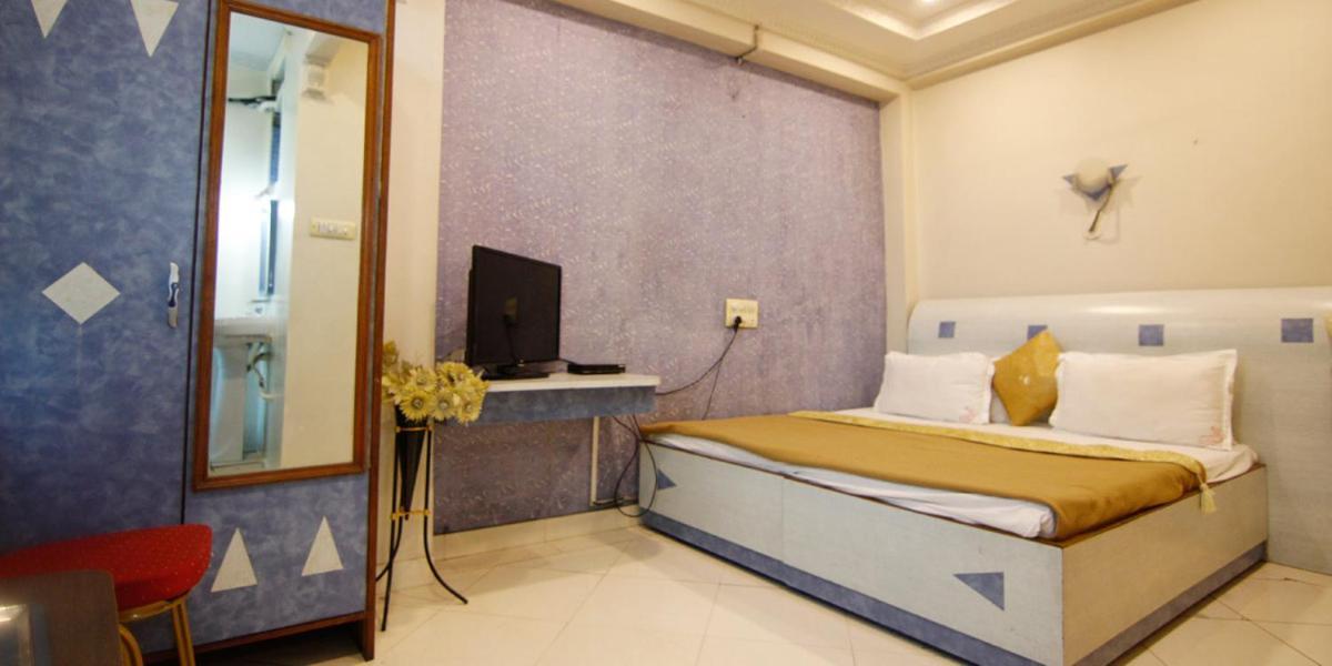 Hotel Tushar Pune Exterior foto
