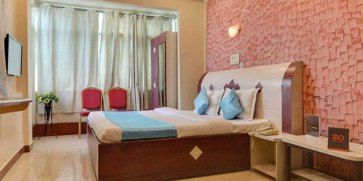 Hotel Tushar Pune Exterior foto