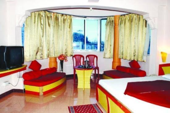 Hotel Tushar Pune Exterior foto